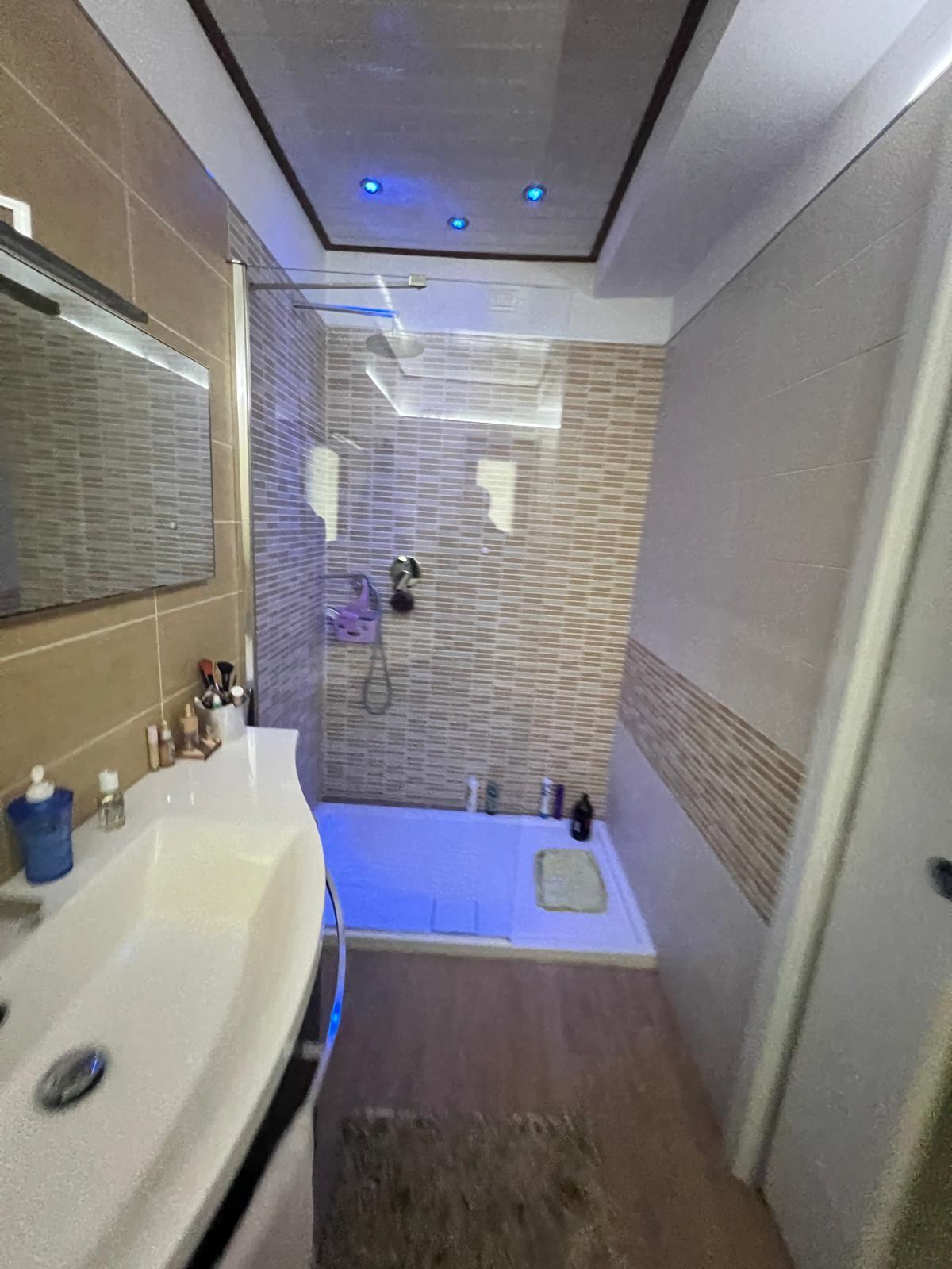 Immagine 7 di Appartamento in vendita  a Colle Di Val D'elsa