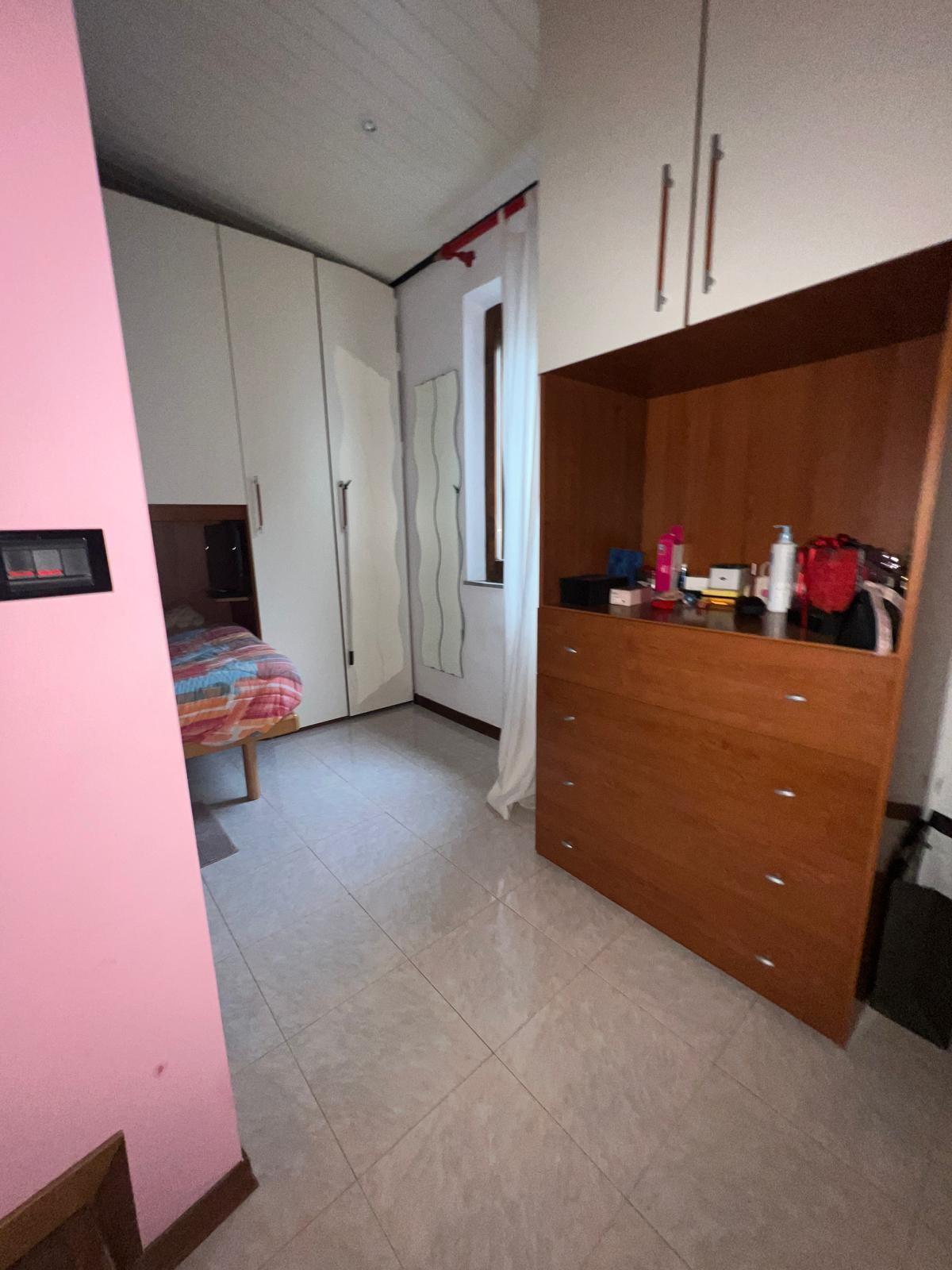 Immagine 21 di Appartamento in vendita  a Colle Di Val D'elsa