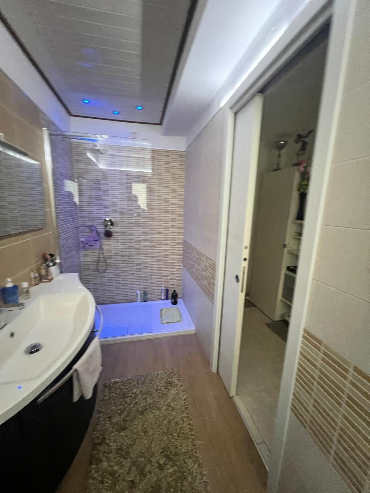 Immagine 4 di Appartamento in vendita  a Colle Di Val D'elsa