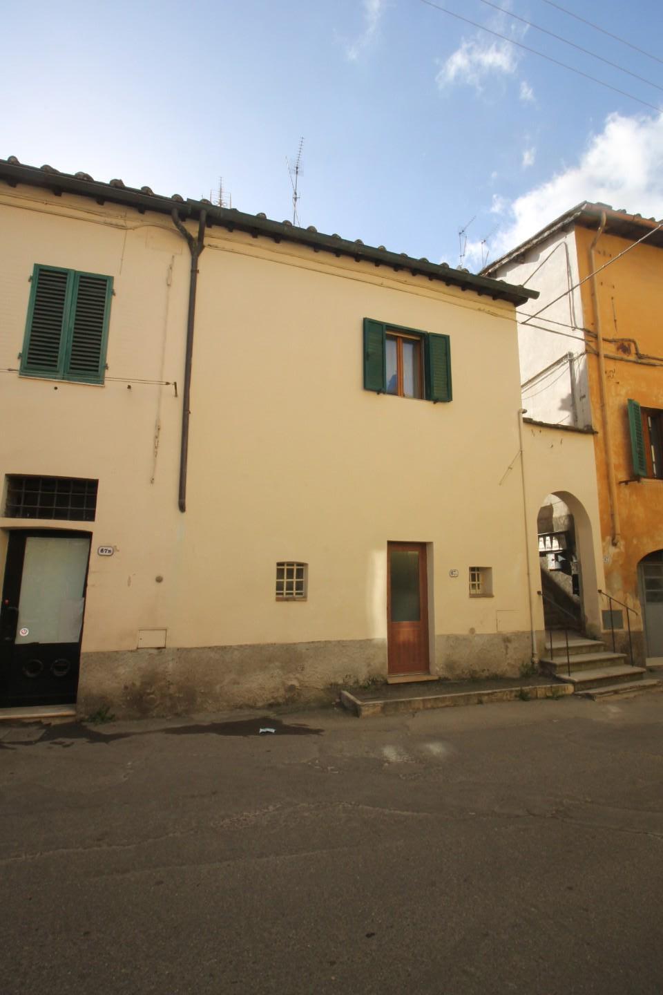 Immagine 37 di Appartamento in vendita  a Colle Di Val D'elsa