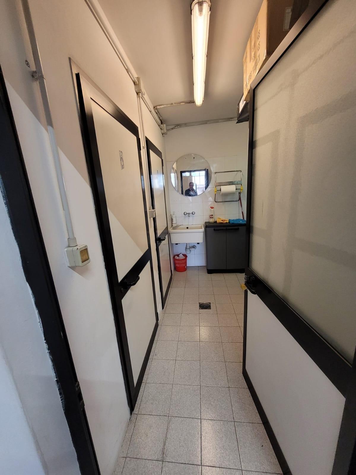 Immagine 6 di Attività artigianale in vendita  a Montelupo Fiorentino