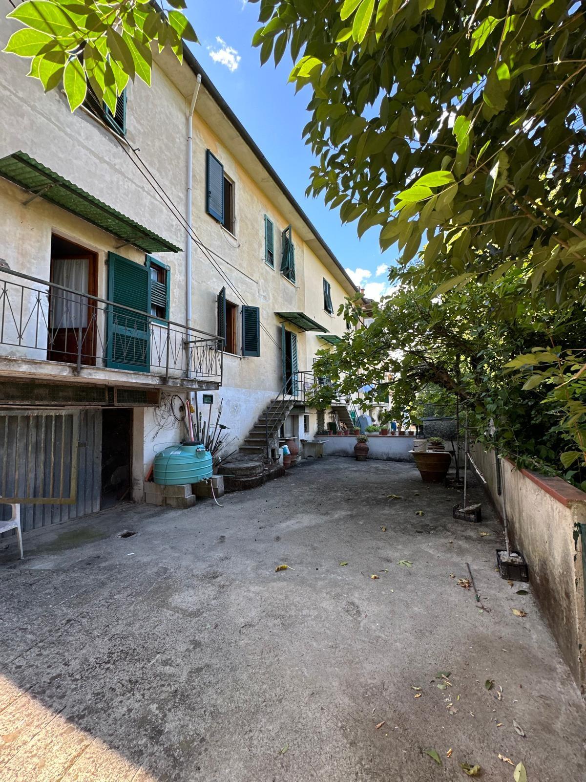 Immagine 55 di Terratetto in vendita  a San Miniato