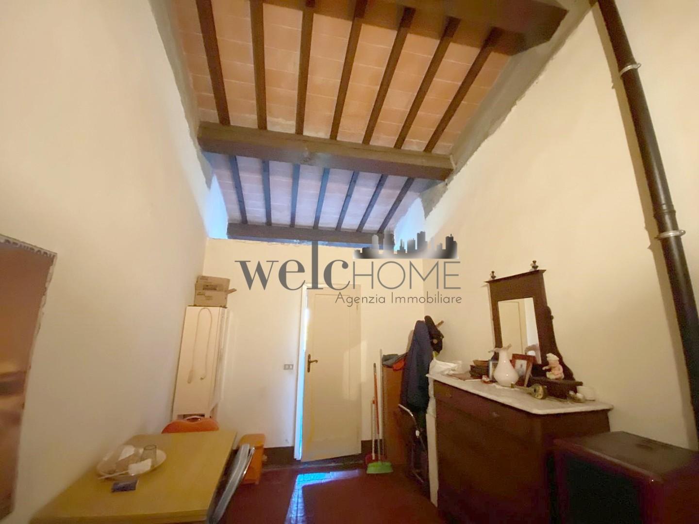 Immagine 20 di Casa bifamiliare in vendita  a Campi Bisenzio