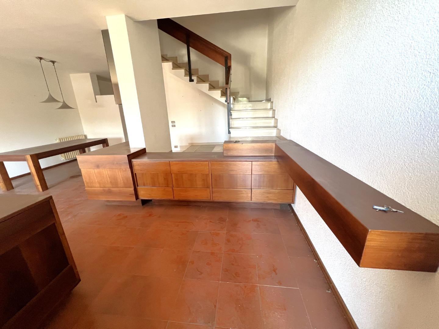 Immagine 8 di Villetta a schiera in vendita  a Cascina