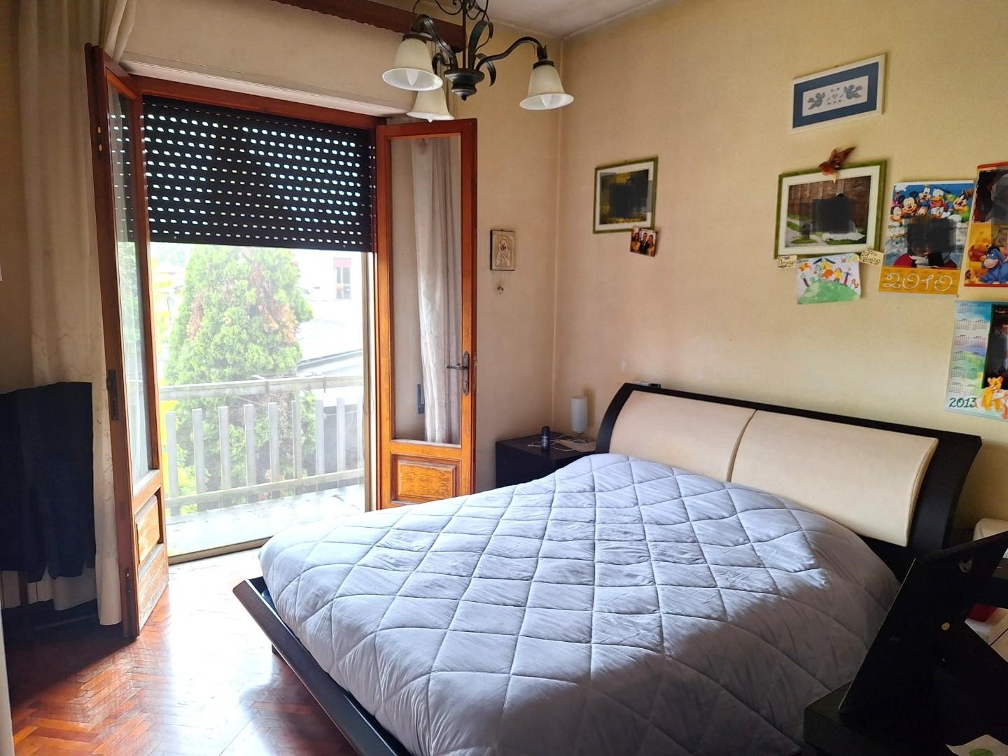 Immagine 15 di Villa in vendita  a Capannori