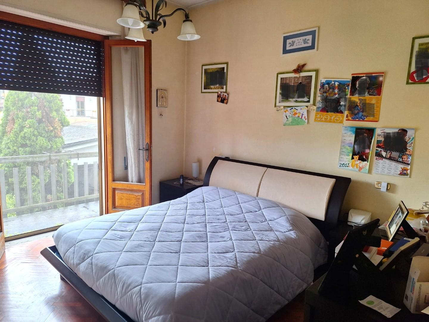 Immagine 21 di Villa in vendita  a Capannori