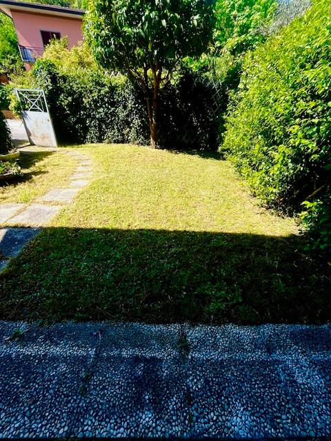 Immagine 3 di Appartamento in vendita  a Ameglia