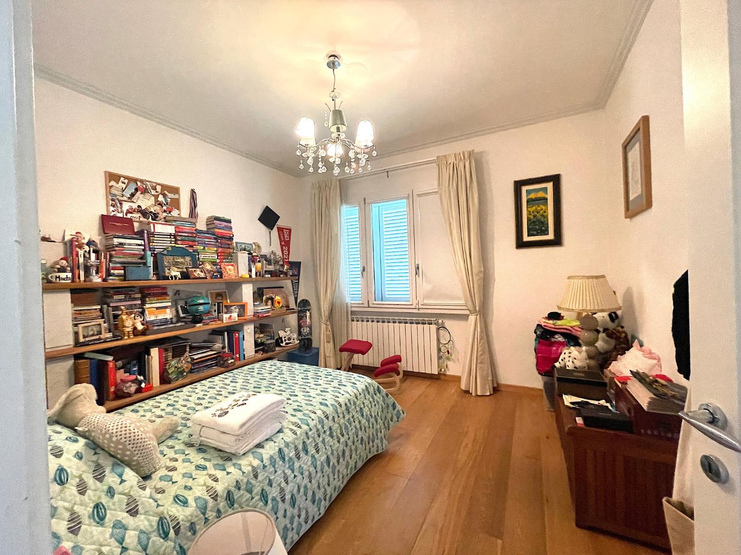 Immagine 22 di Appartamento in vendita  a Pietrasanta