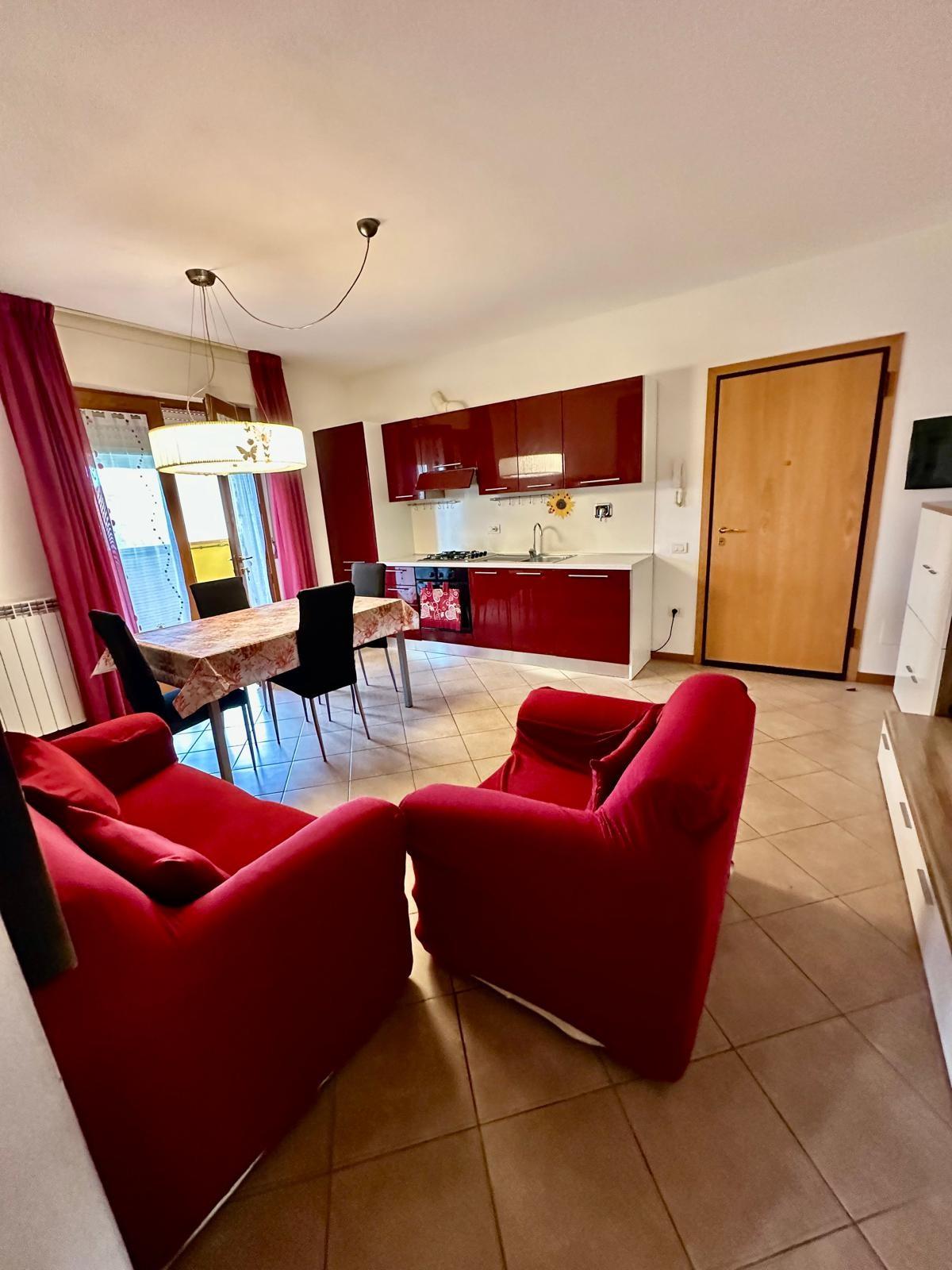 Immagine 2 di Appartamento in vendita  a Campiglia Marittima