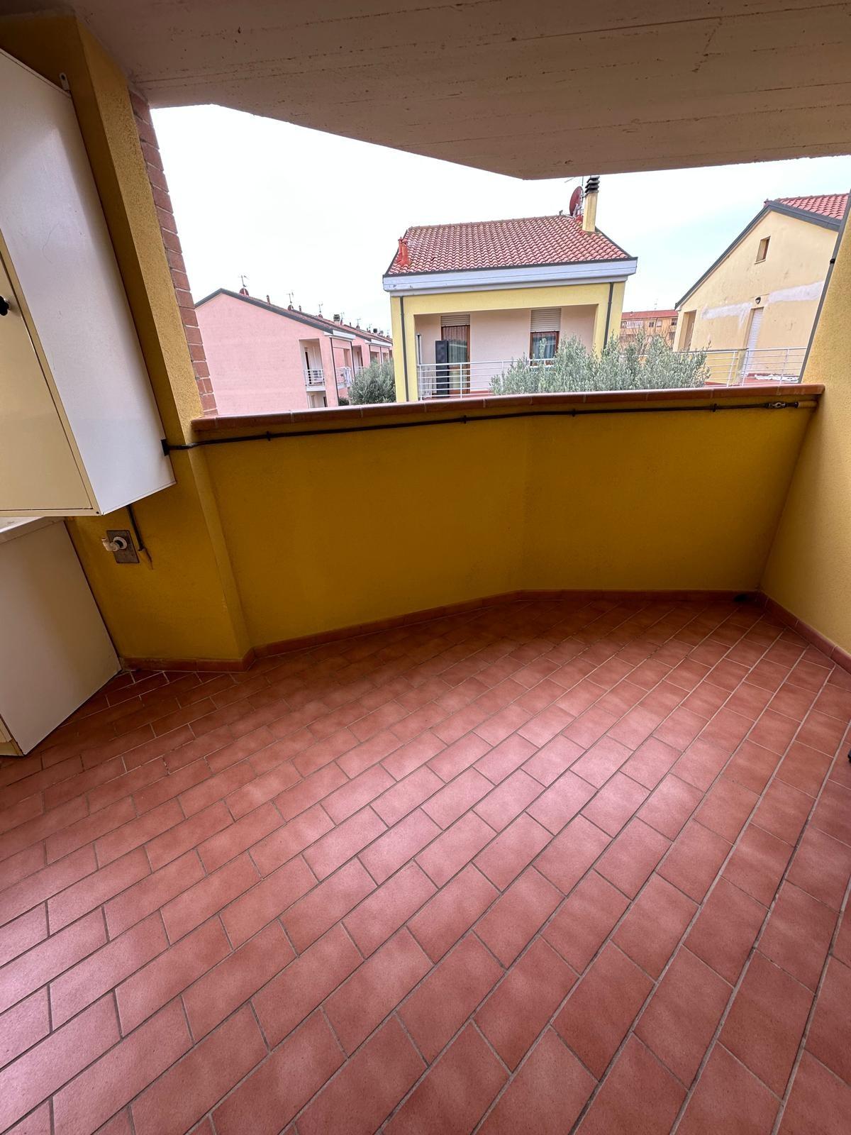 Immagine 11 di Appartamento in vendita  a Campiglia Marittima