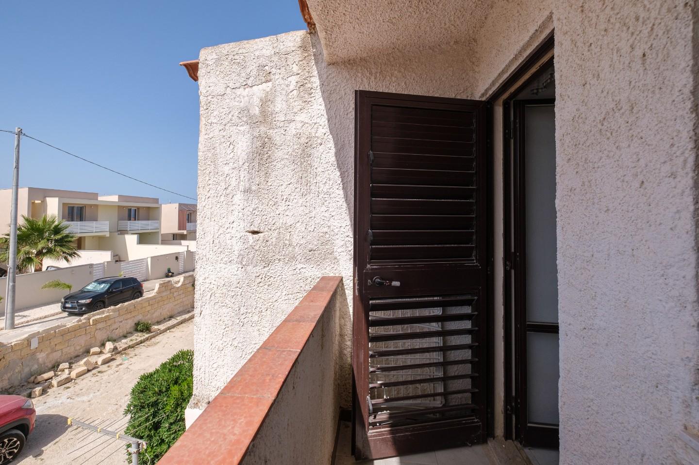 Immagine 17 di Appartamento in vendita  a Noto