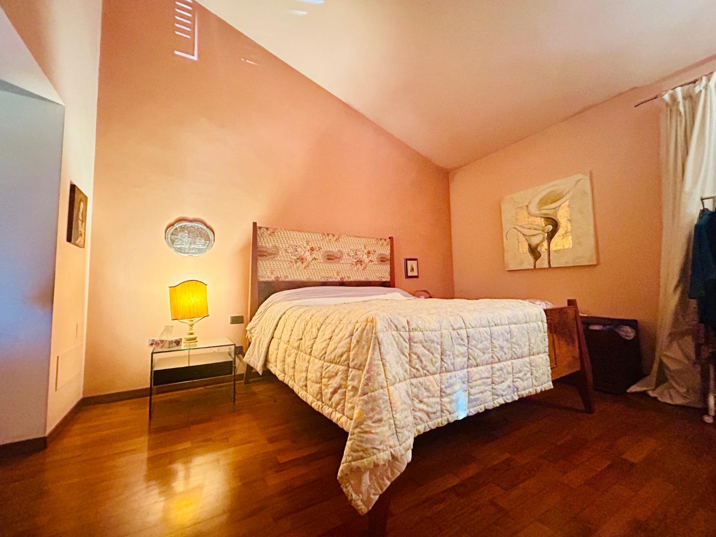 Immagine 16 di Villa in vendita  a San Miniato