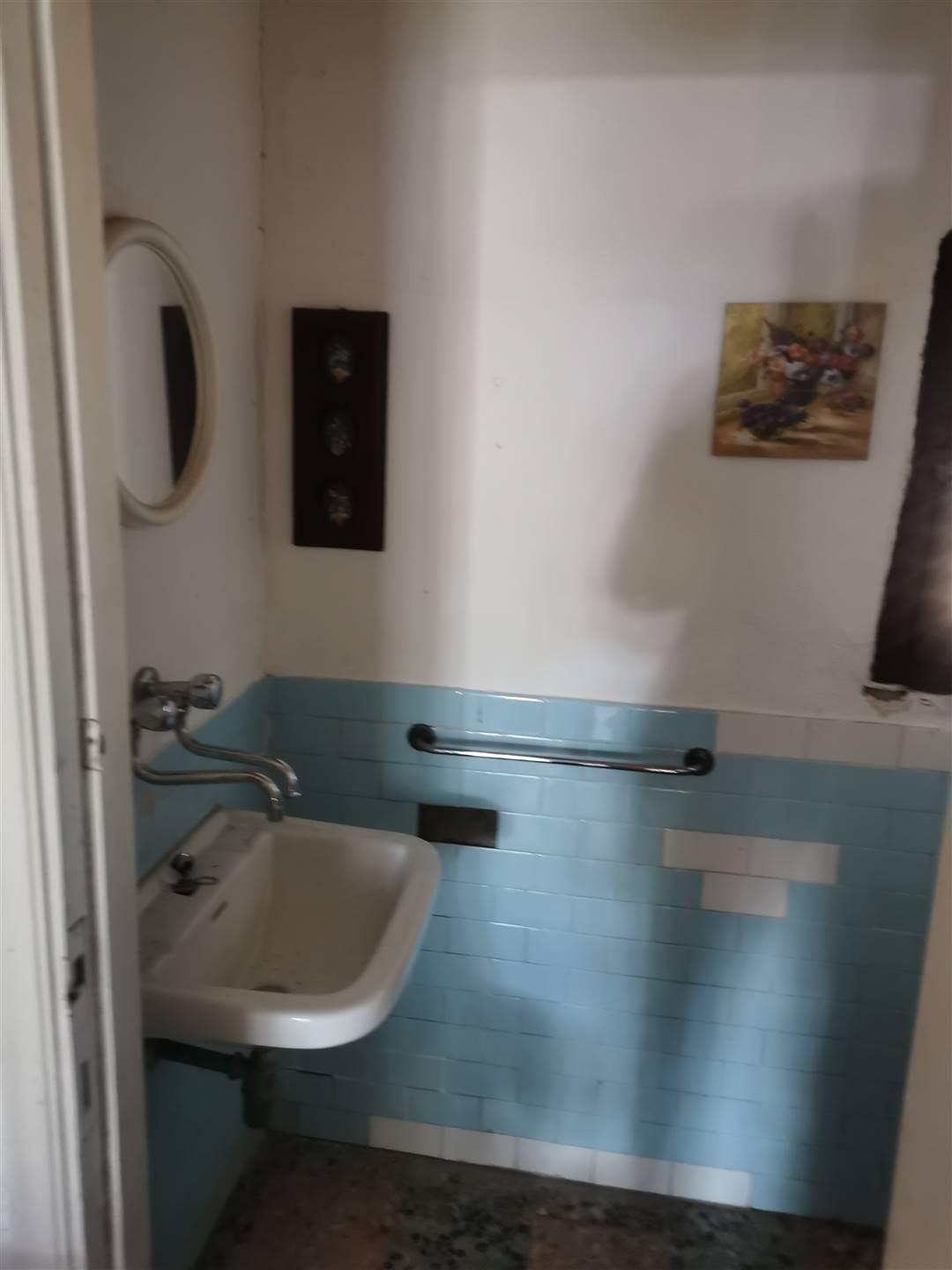 Immagine 15 di Porzione di casa in vendita  a Lajatico