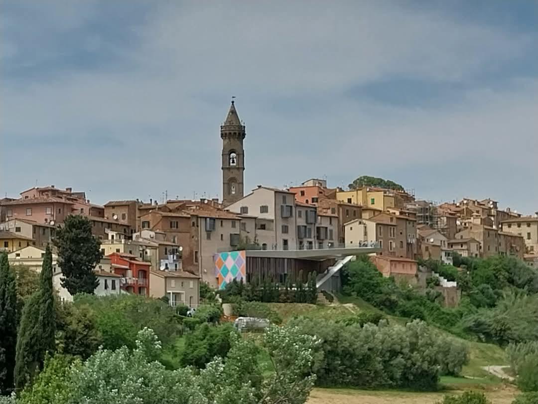Immagine 3 di Casa indipendente in vendita  a Peccioli