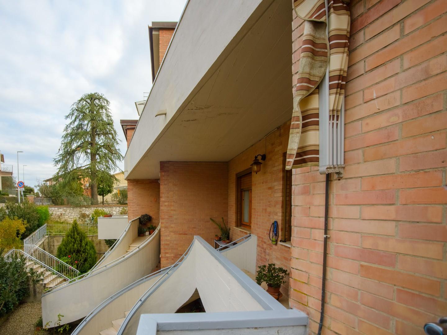 Immagine 24 di Appartamento in vendita  a Monteriggioni