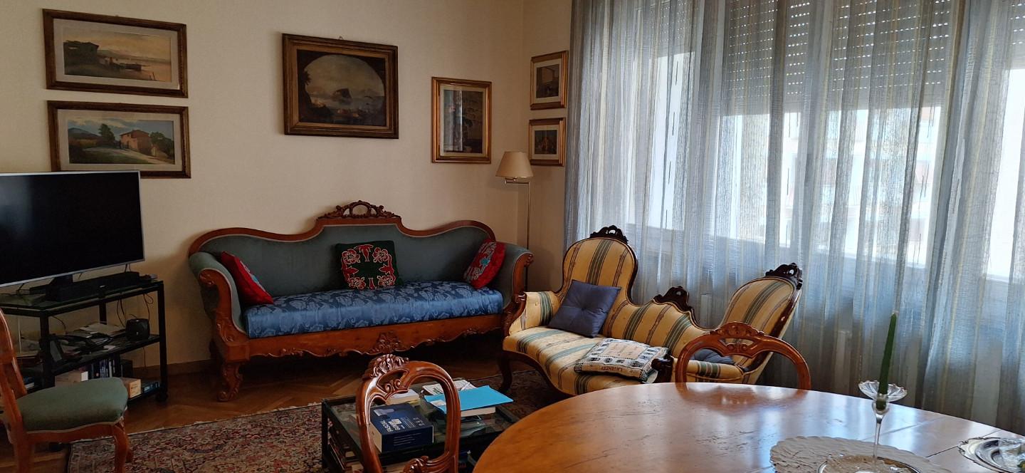 Immagine 3 di Appartamento in vendita  a Livorno