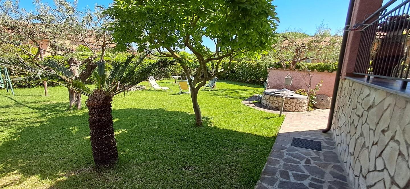 Immagine 36 di Villa in vendita  a Portoferraio