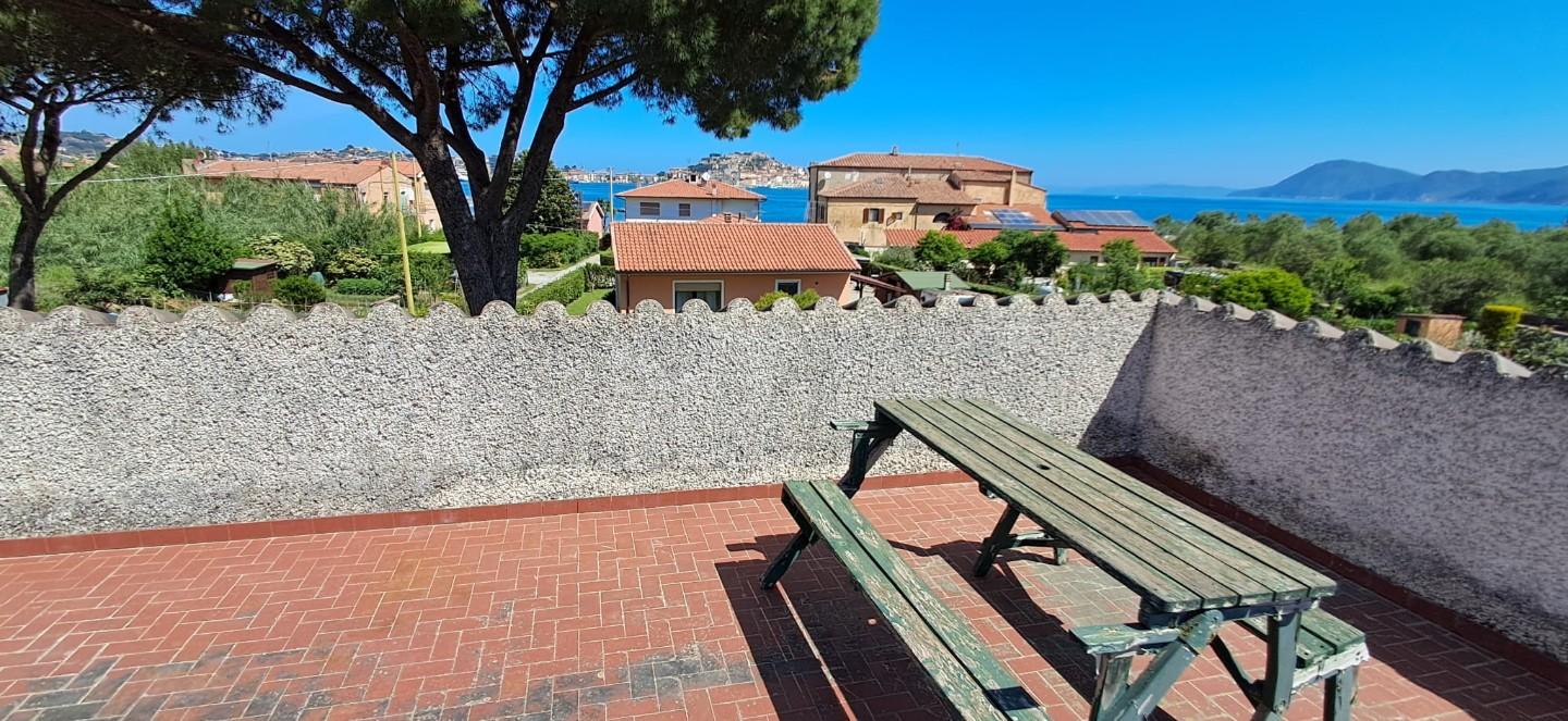 Immagine 12 di Villa in vendita  a Portoferraio