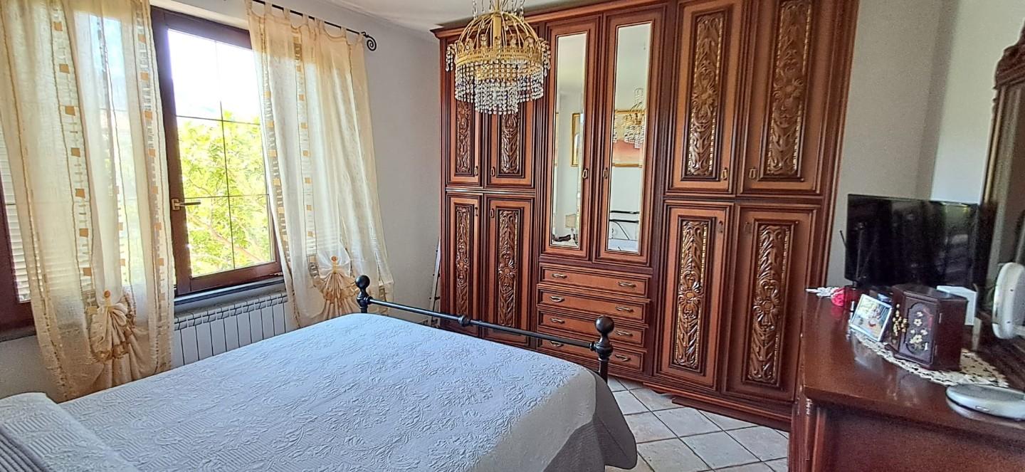 Immagine 23 di Villa in vendita  a Portoferraio