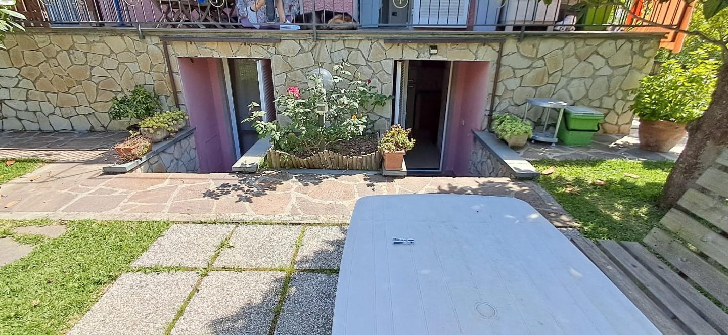 Immagine 37 di Villa in vendita  a Portoferraio