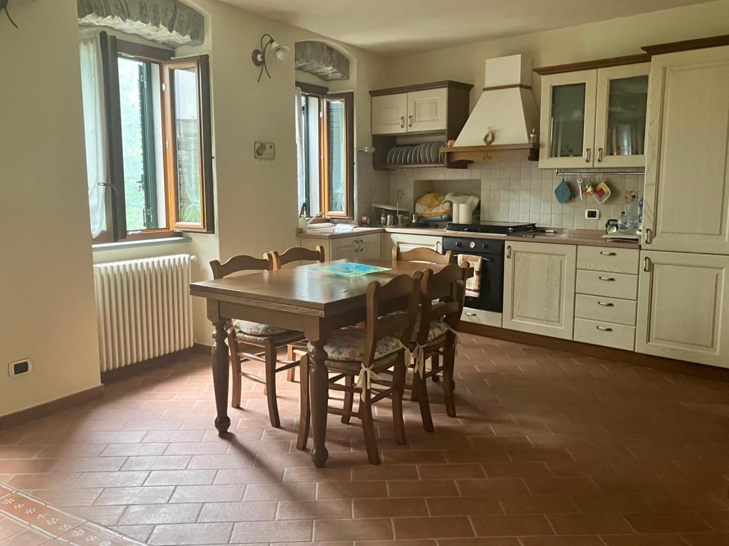 Immagine 21 di Casa bifamiliare in vendita  a Calice Al Cornoviglio