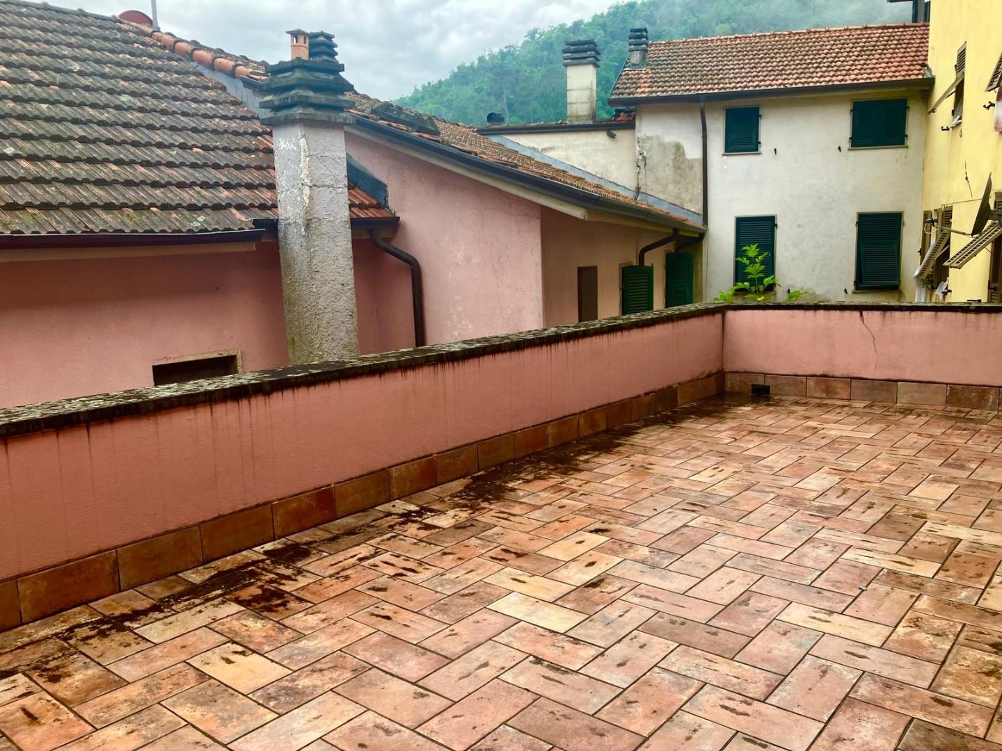 Immagine 19 di Casa bifamiliare in vendita  a Calice Al Cornoviglio