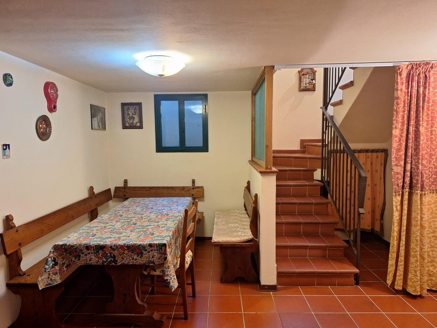 Immagine 41 di Villetta a schiera in vendita  a Lucca