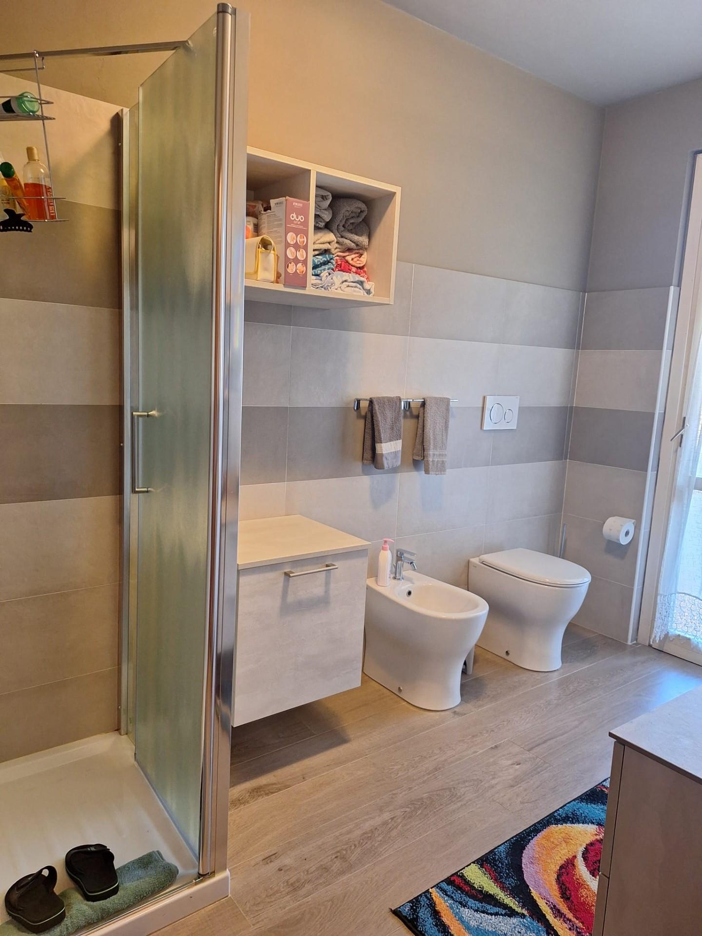 Immagine 29 di Villetta a schiera in vendita  a Lucca