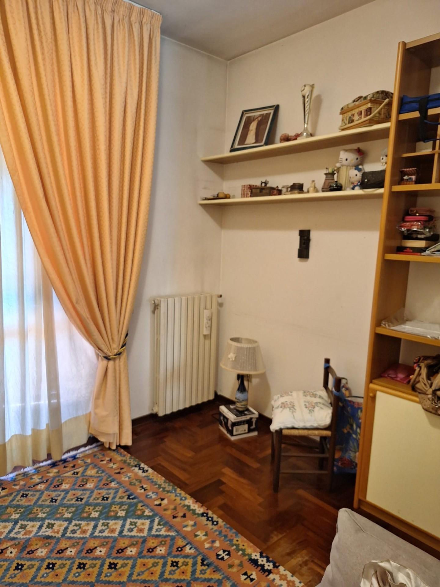 Immagine 13 di Villetta a schiera in vendita  a Lucca