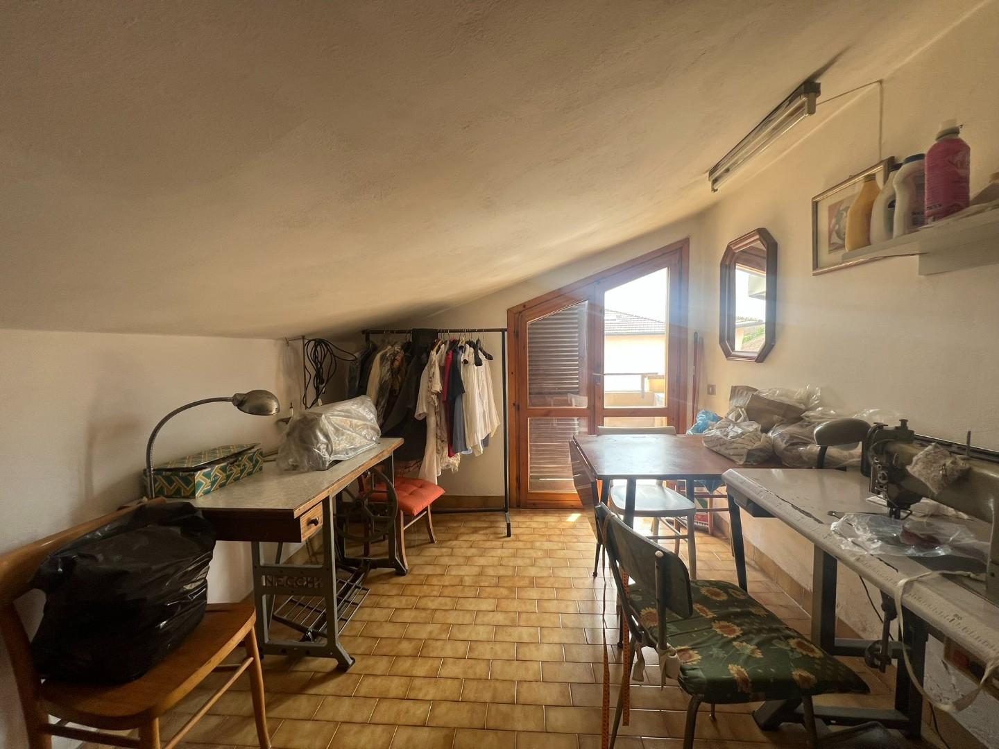 Immagine 32 di Casa semindipendente in vendita  a Vinci