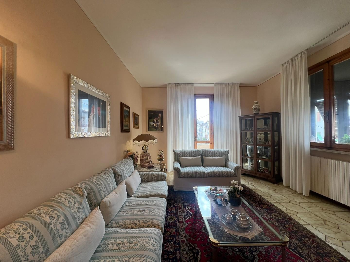 Immagine 8 di Casa semindipendente in vendita  a Vinci