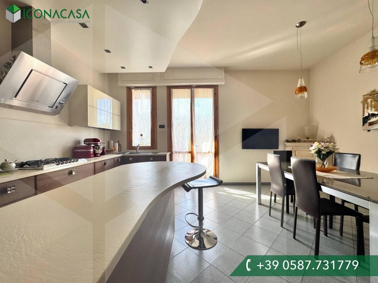 Immagine 10 di Appartamento in vendita  a Terricciola