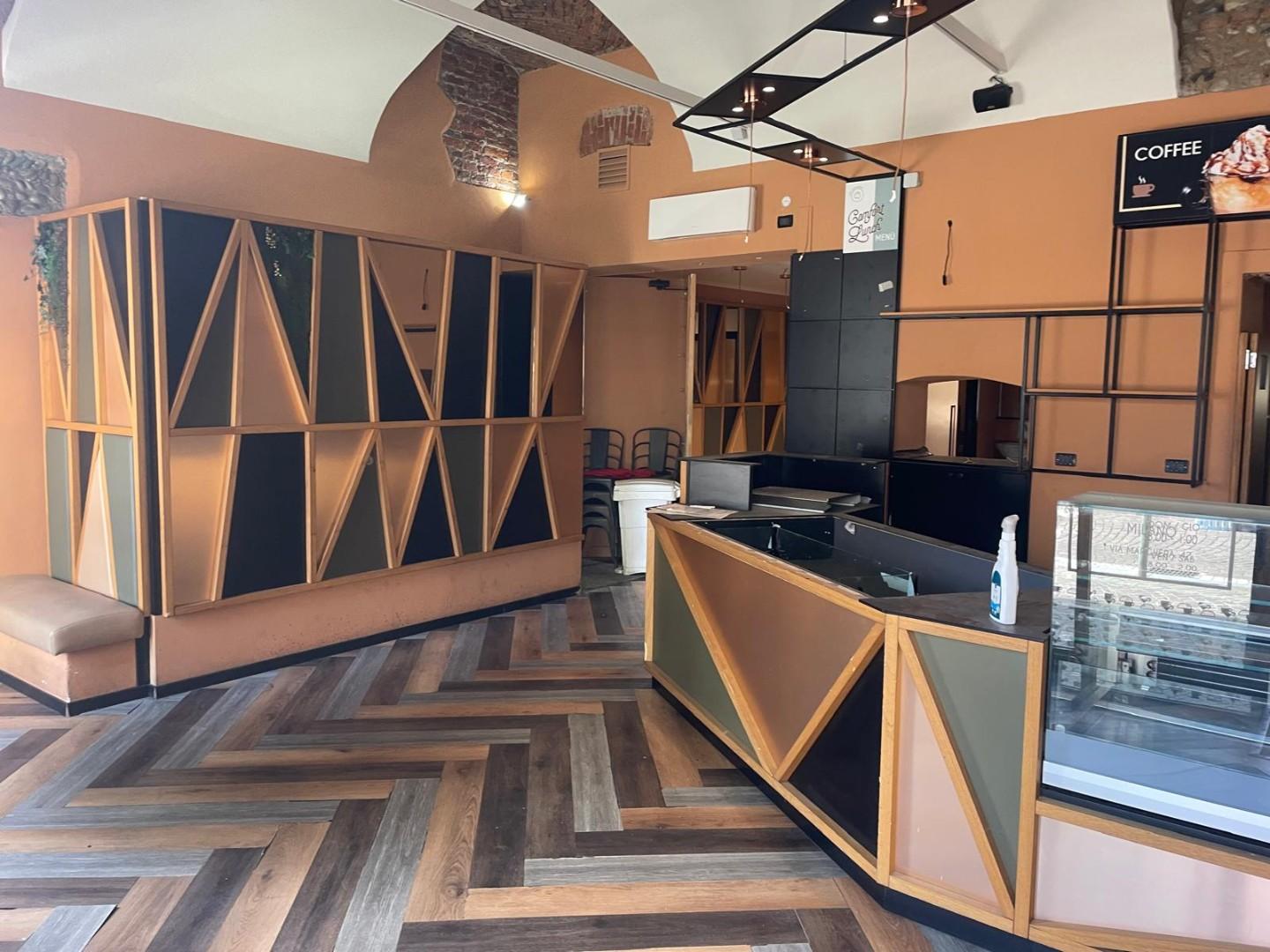 Immagine 17 di Bar / Ristorante in vendita  a Torino