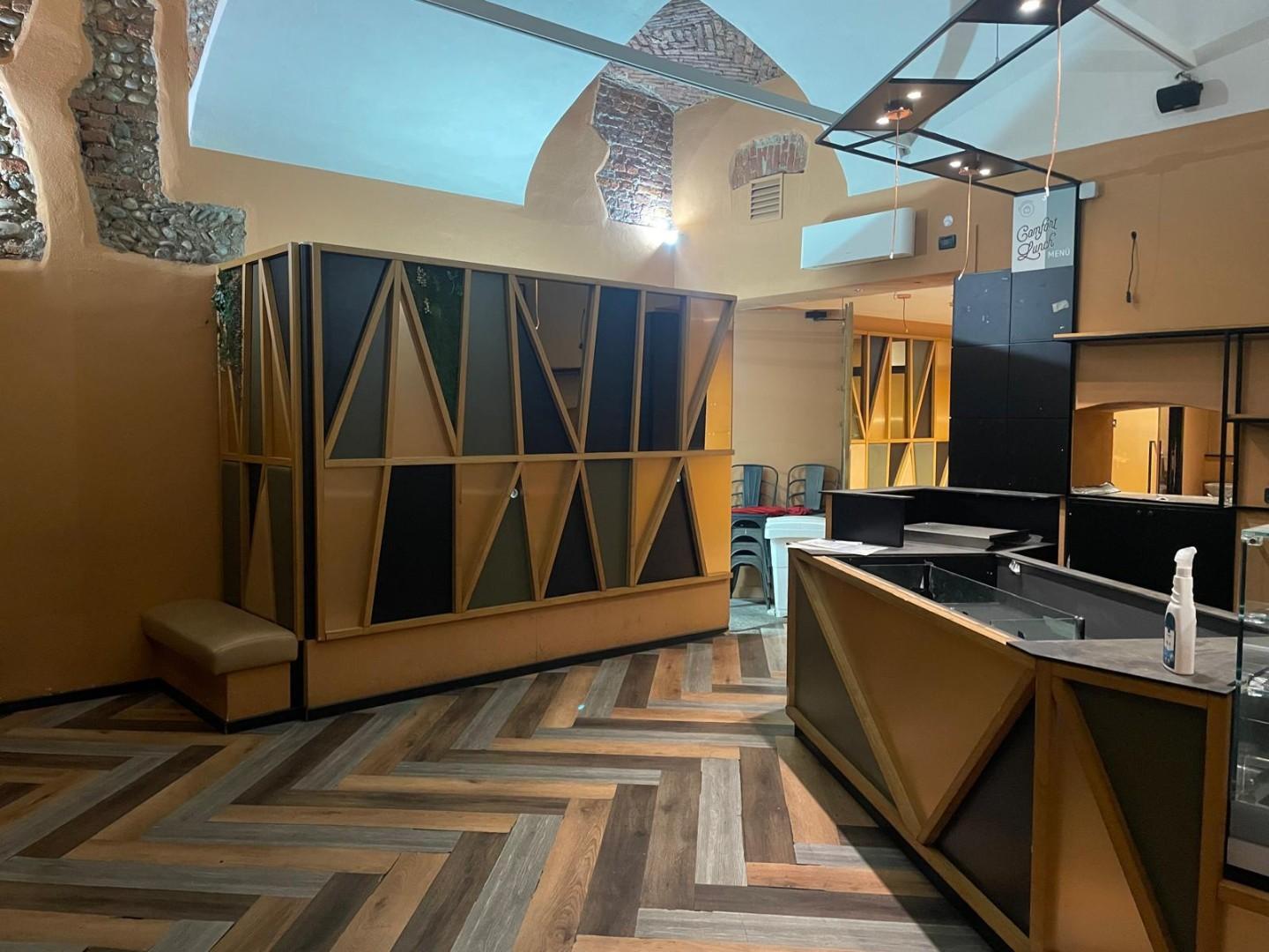 Immagine 19 di Bar / Ristorante in vendita  a Torino