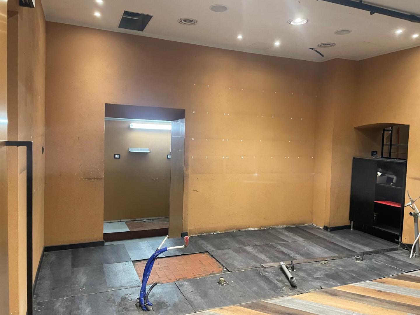 Immagine 23 di Bar / Ristorante in vendita  a Torino