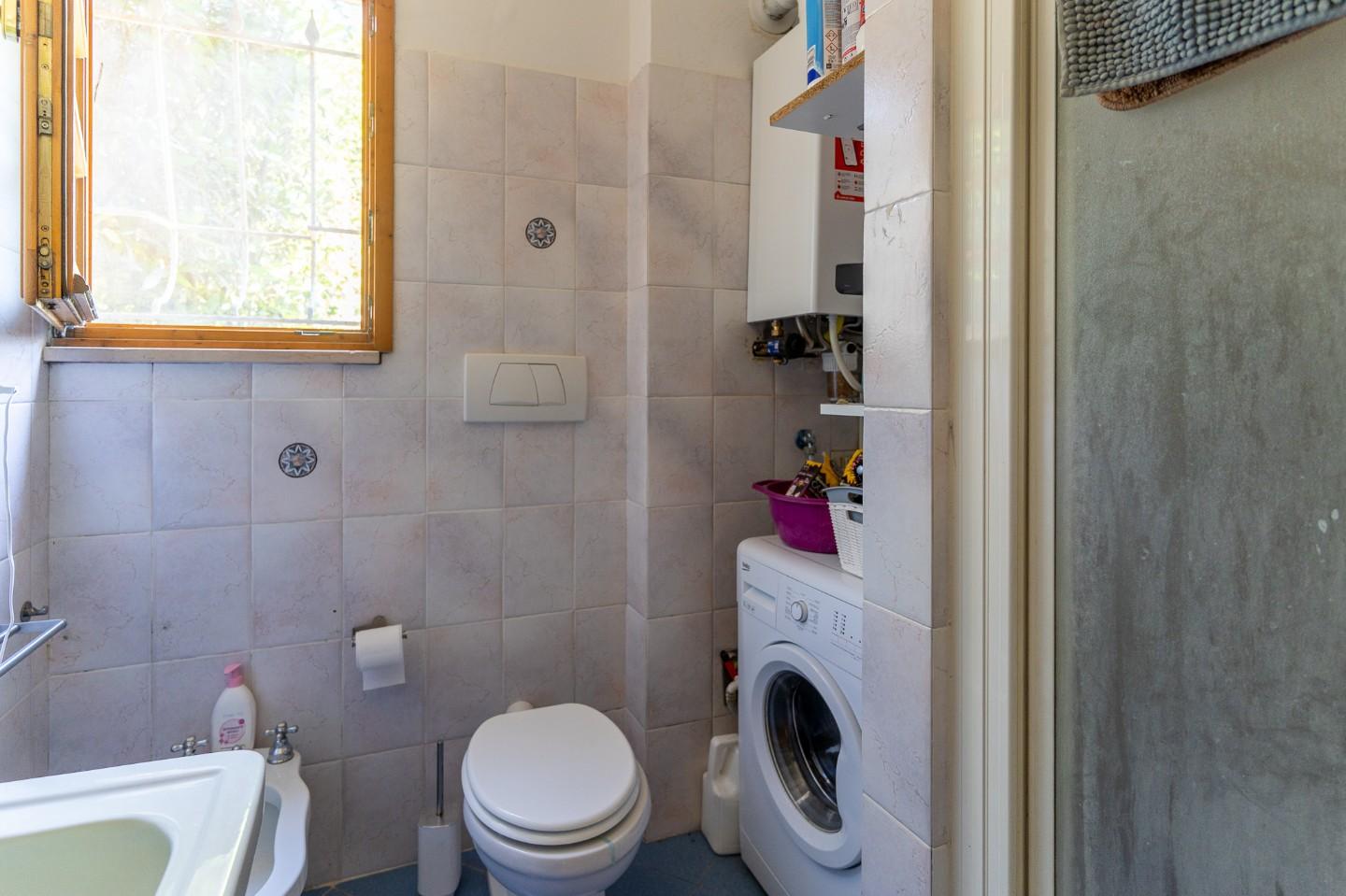 Immagine 22 di Appartamento in vendita  a Empoli