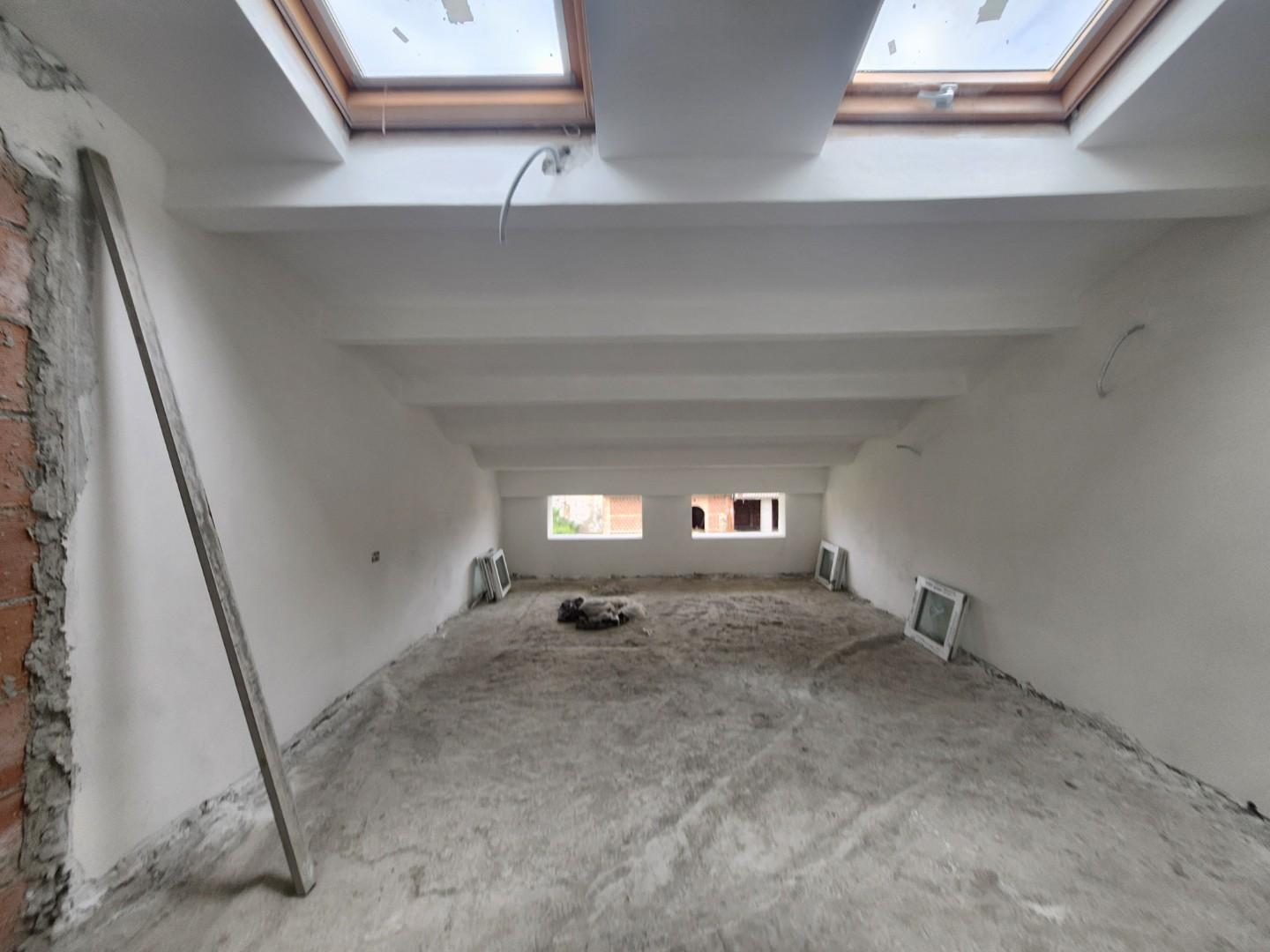 Immagine 18 di Appartamento in vendita  a Capannori