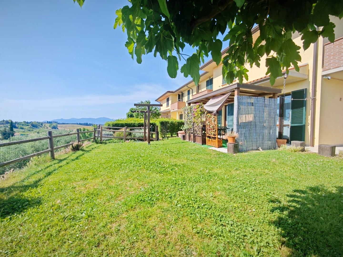 Immagine 12 di Villetta a schiera in vendita  a Capannoli