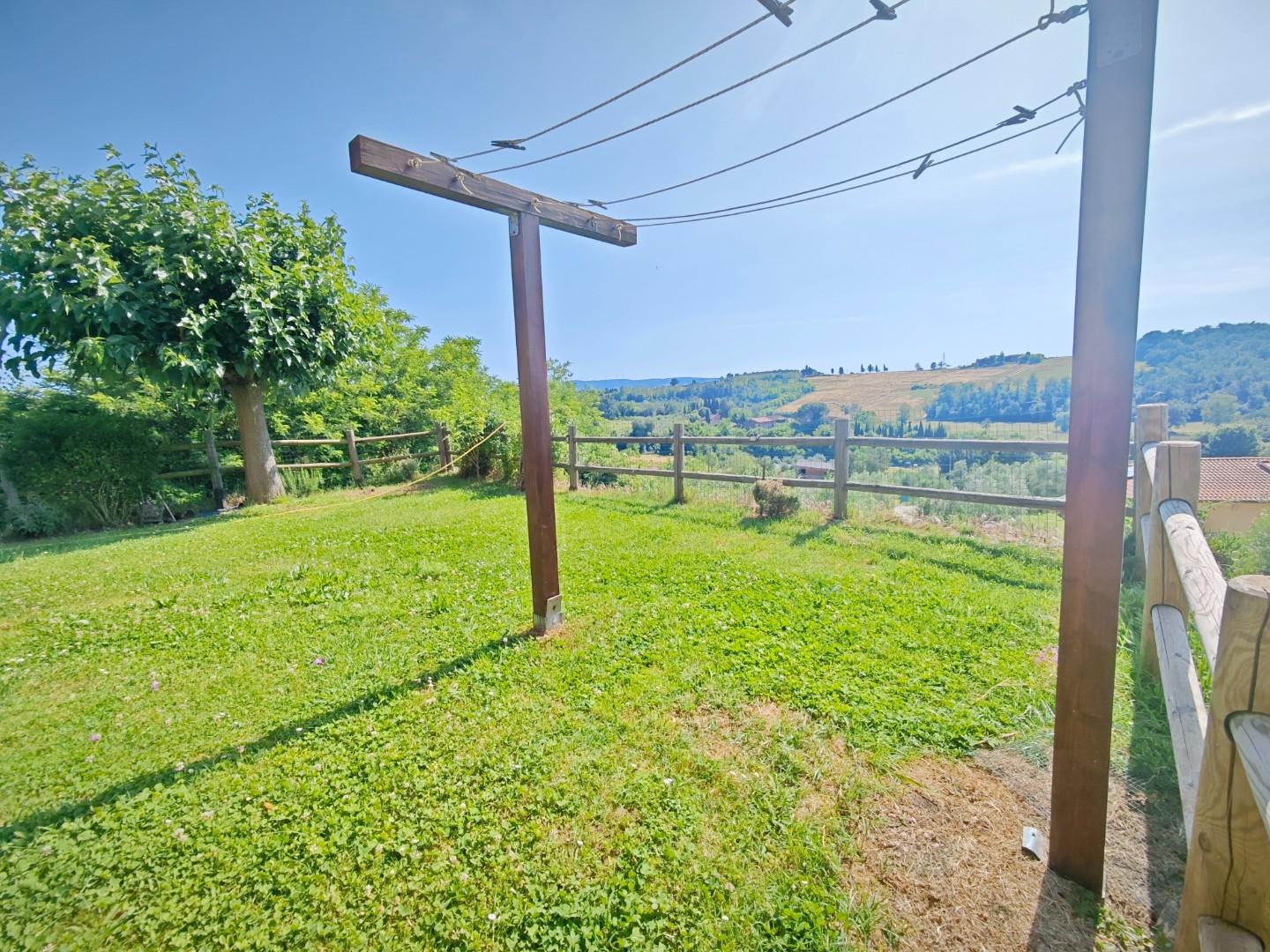 Immagine 8 di Villetta a schiera in vendita  a Capannoli