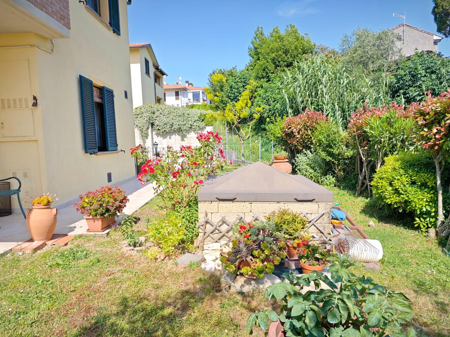 Immagine 3 di Villetta a schiera in vendita  a Capannoli