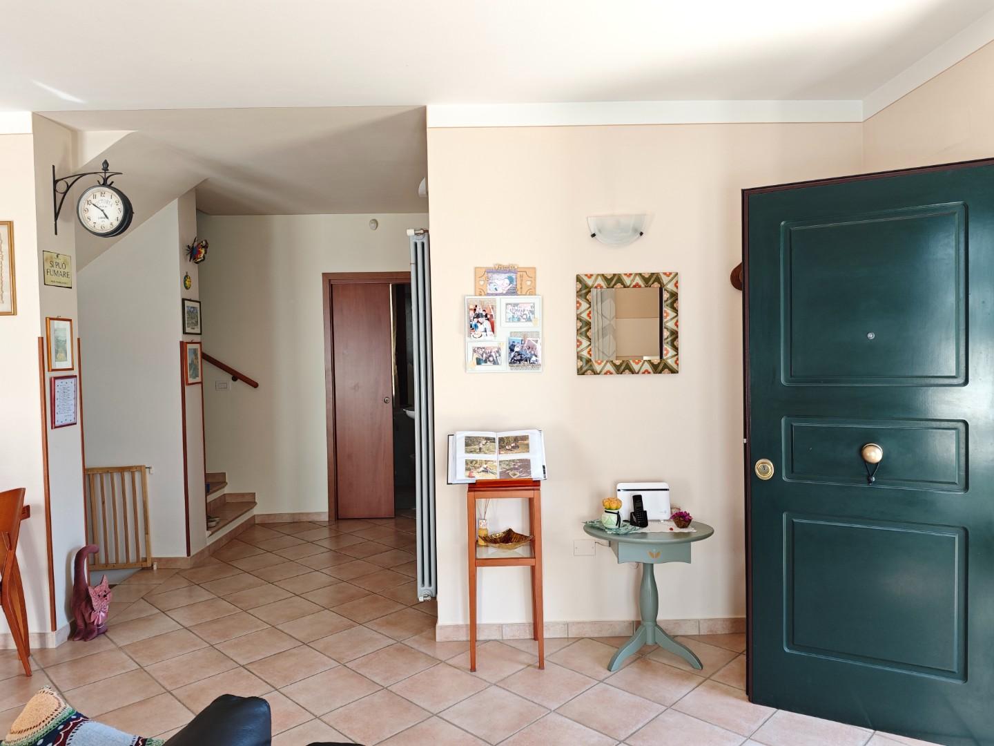 Immagine 18 di Villetta a schiera in vendita  a Capannoli