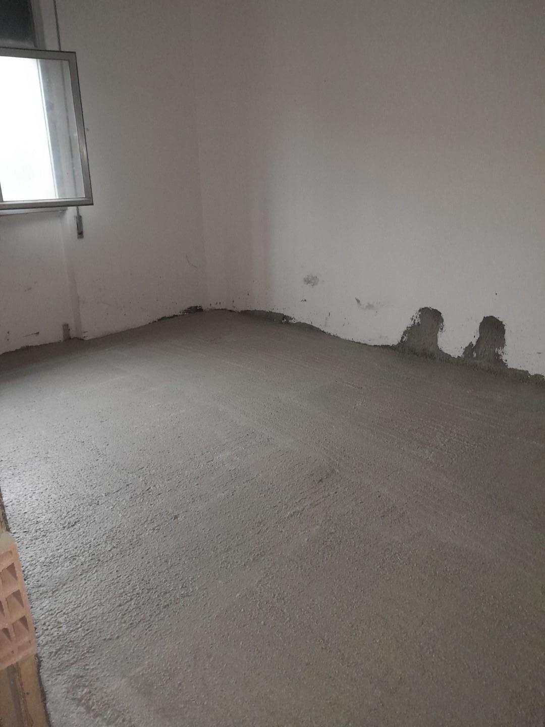 Immagine 2 di Appartamento in vendita  a Pisa