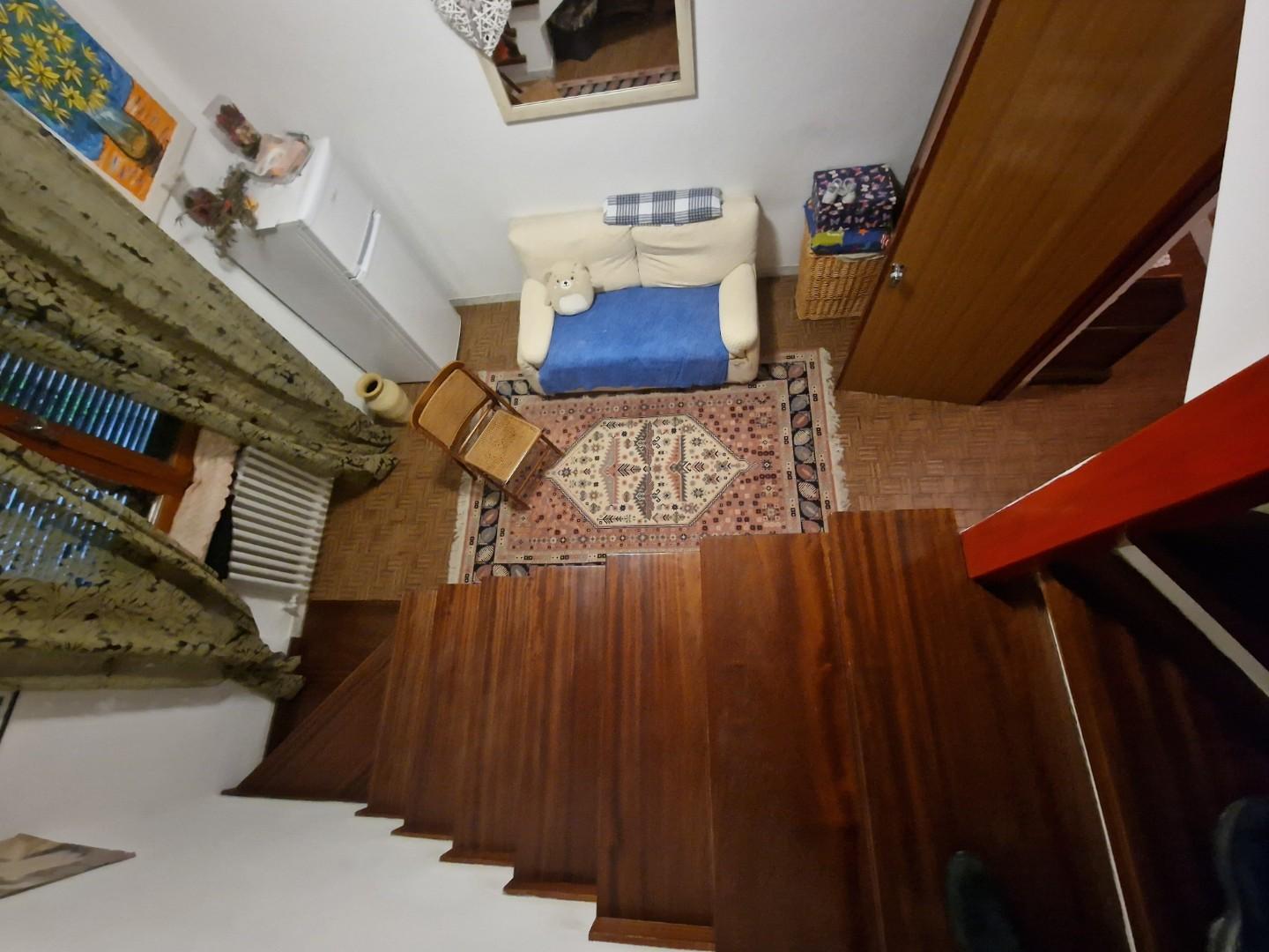 Immagine 12 di Villa in vendita  a Carrara