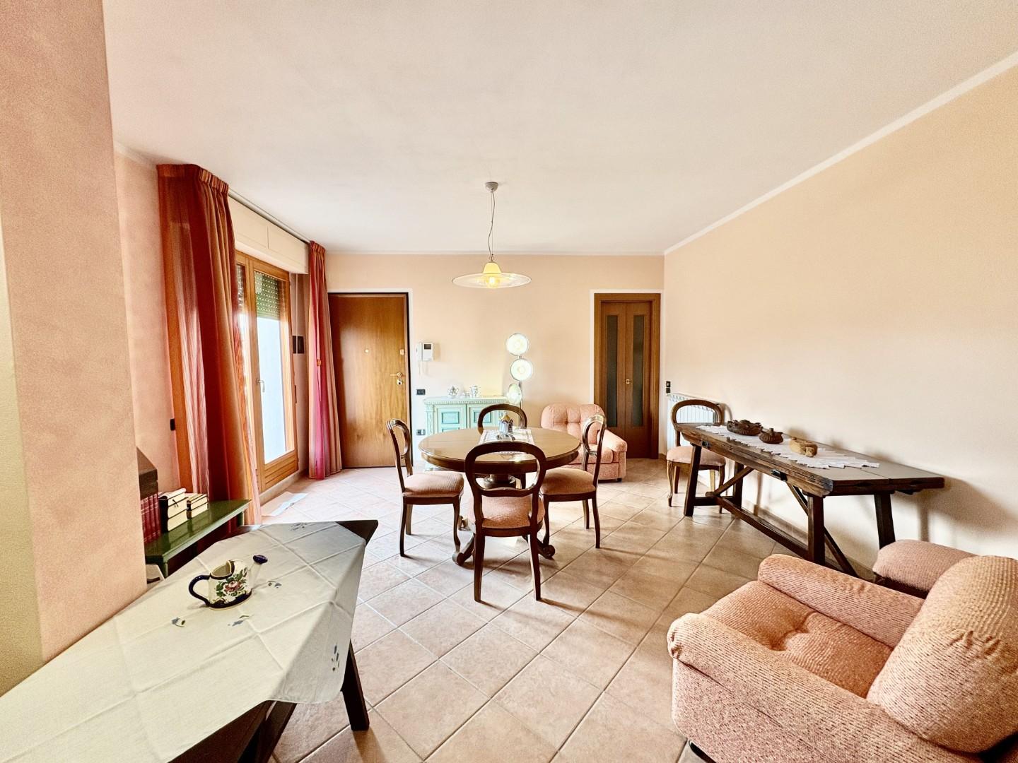 Immagine 1 di Appartamento in vendita  a Castelfiorentino