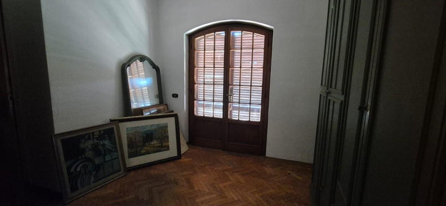 Immagine 32 di Casa bifamiliare in vendita  a Camaiore