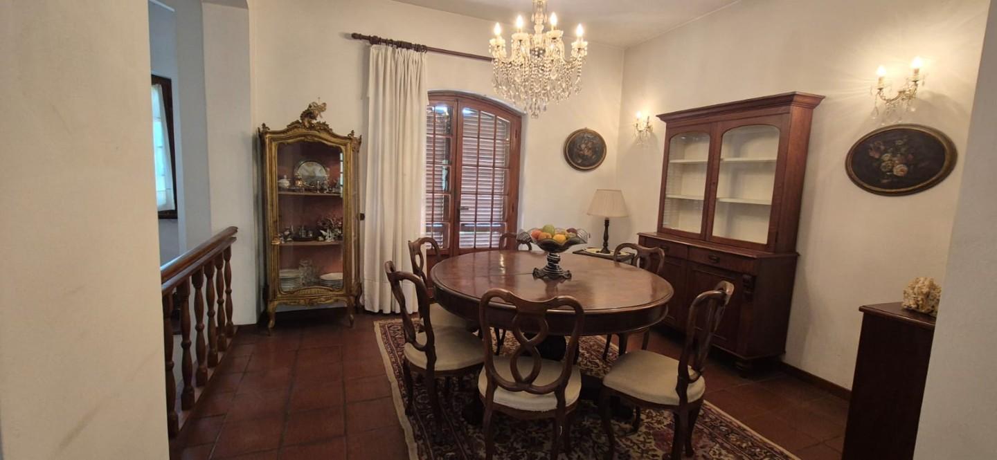 Immagine 18 di Casa bifamiliare in vendita  a Camaiore