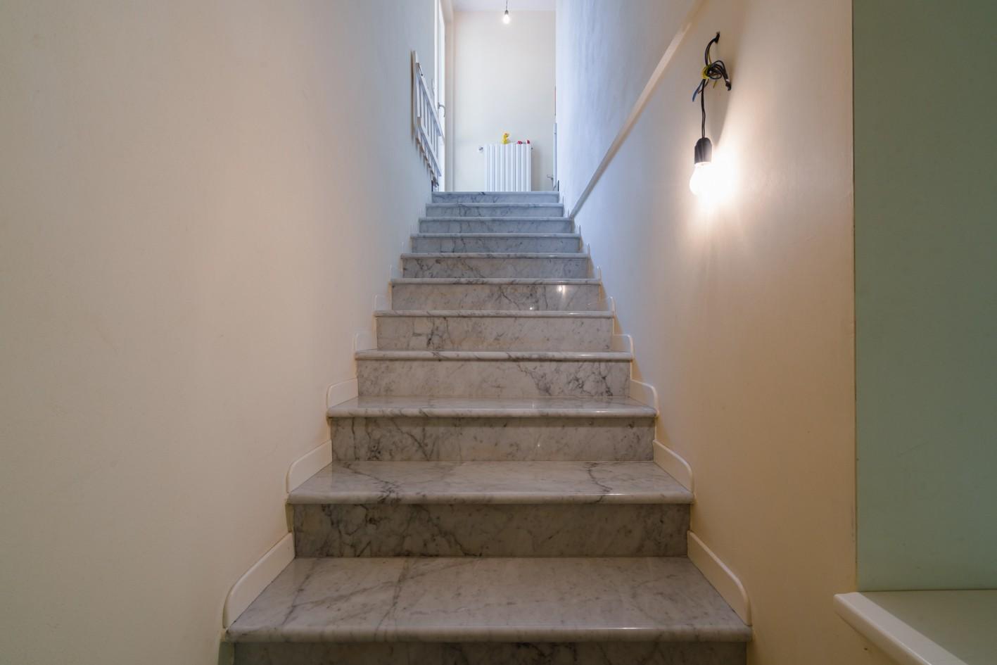 Immagine 22 di Villa in vendita  a Massa