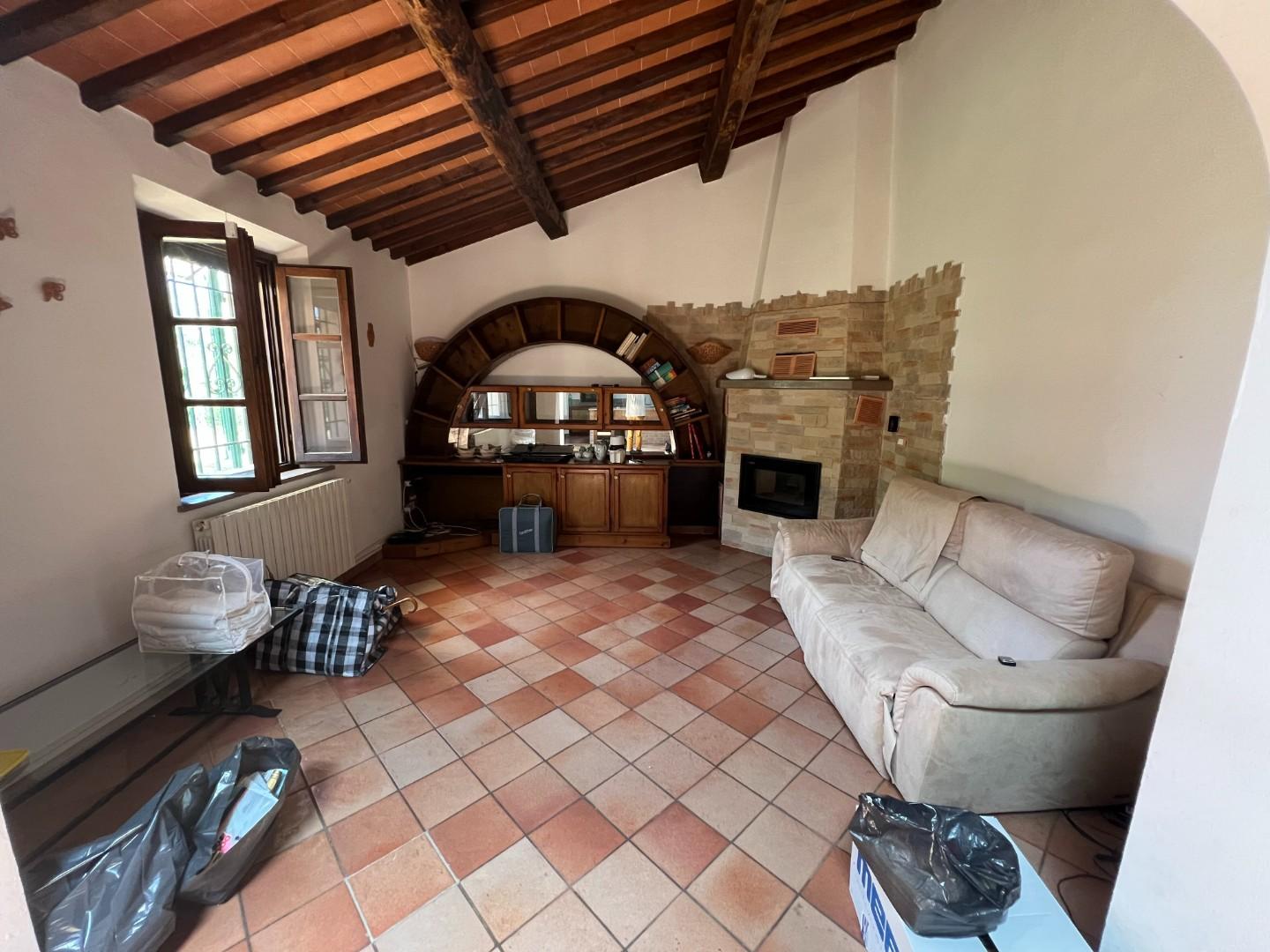 Immagine 5 di Casa colonica in vendita  a Castagneto Carducci