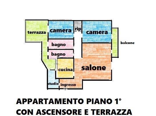 Immagine 26 di Appartamento in vendita  a Viareggio