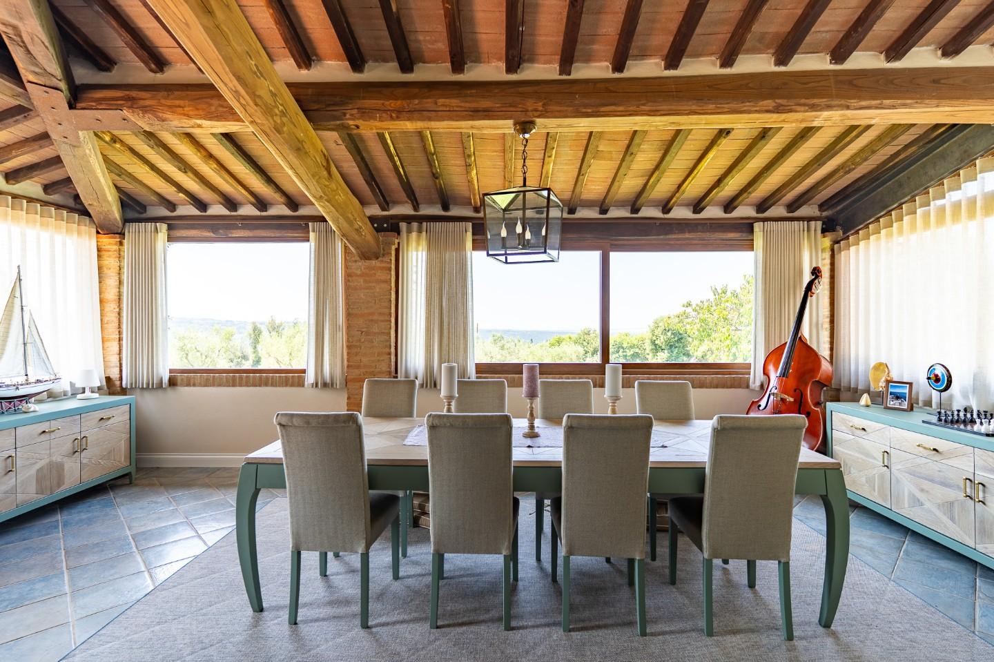 Immagine 35 di Villa in vendita  a Riparbella